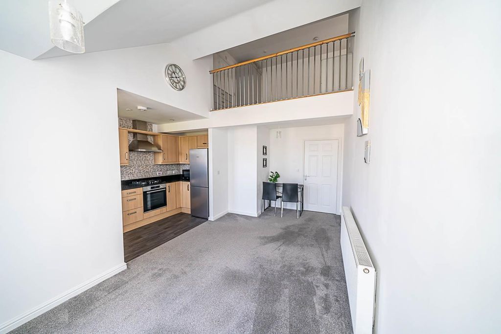 Property photo 2 of 22 Wl5X6N-Ezkex8Gkqx_Ayzw.Jpg