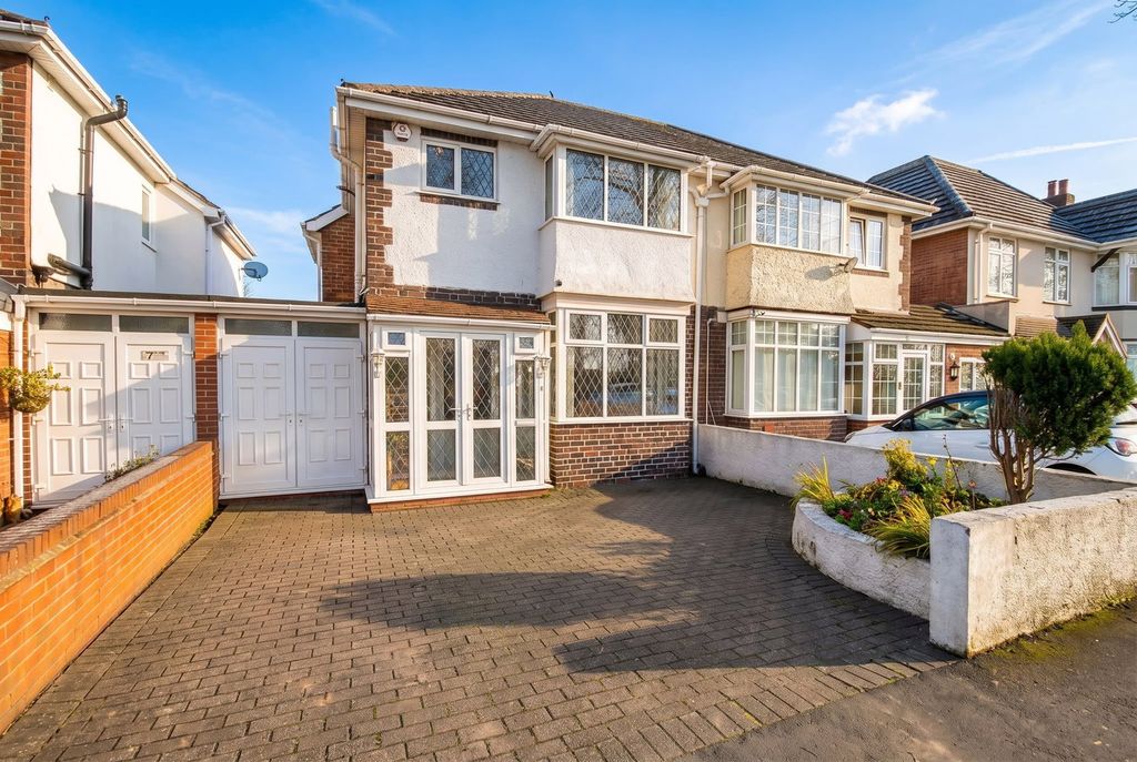 Property photo 1 of 14