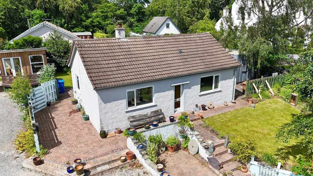 Property photo 1 of 26