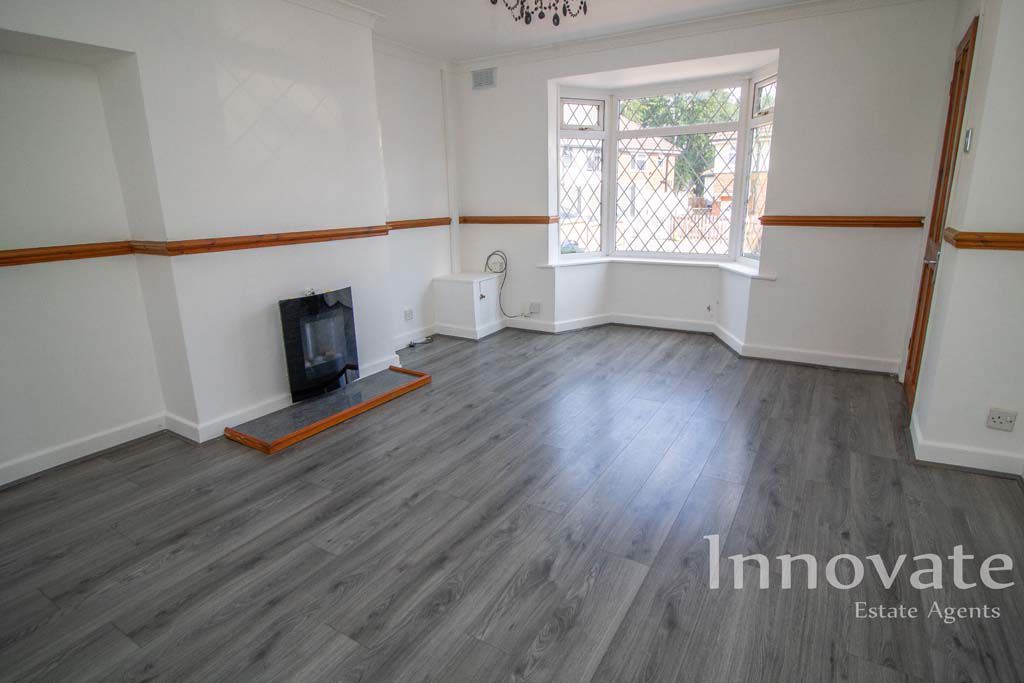 Property photo 2 of 12 Photo 1