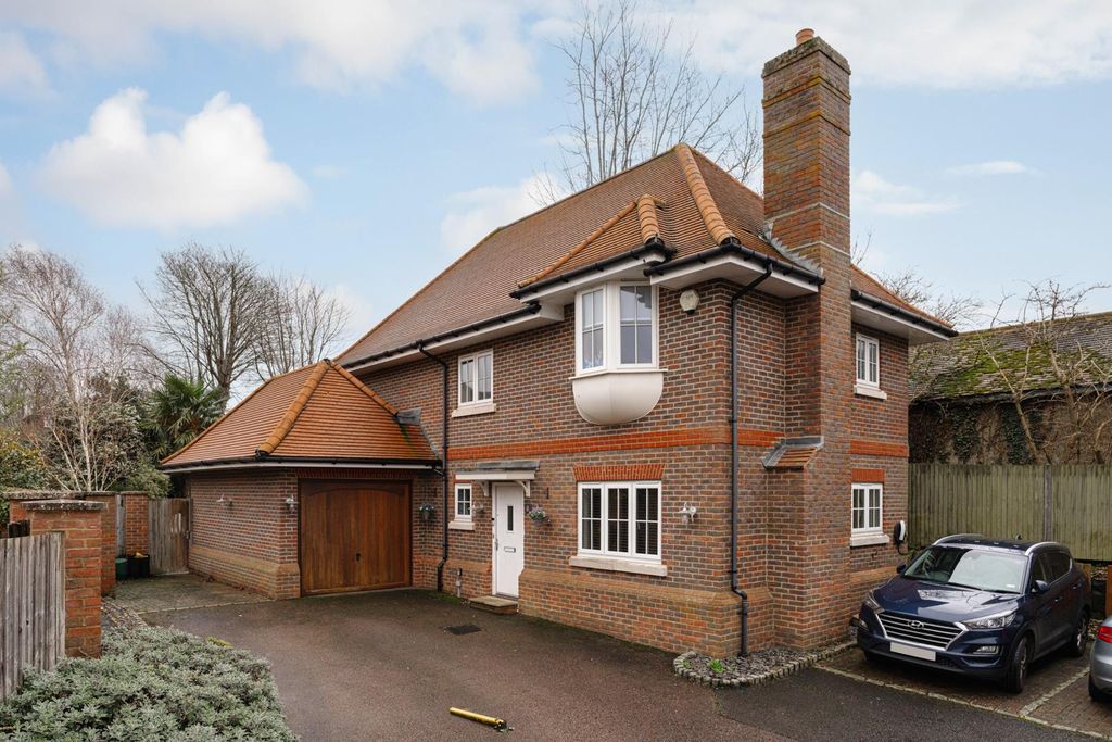 Property photo 1 of 28 Propertyportals 28.Jpg