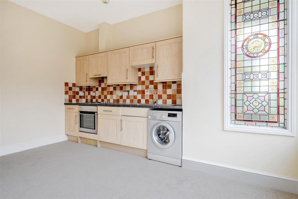 Property photo 2 of 10 1372065-2-68F7663B96Aed.Jpg