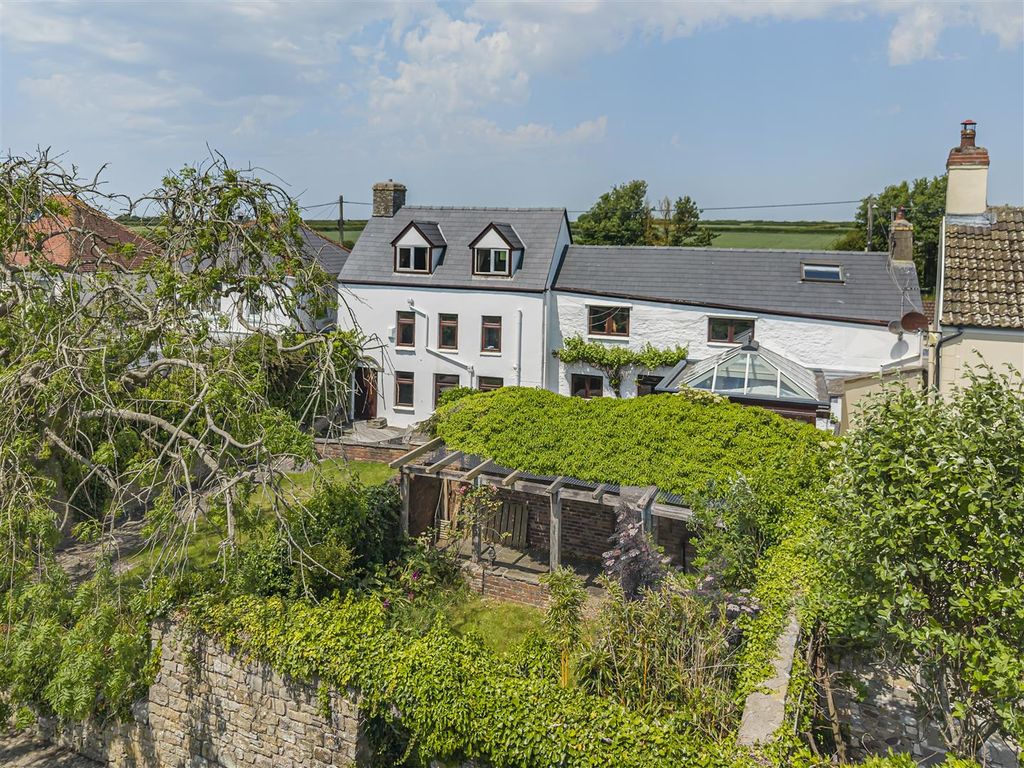 Property photo 2 of 34 089-Dji_20260525064951_0867_D.Jpg