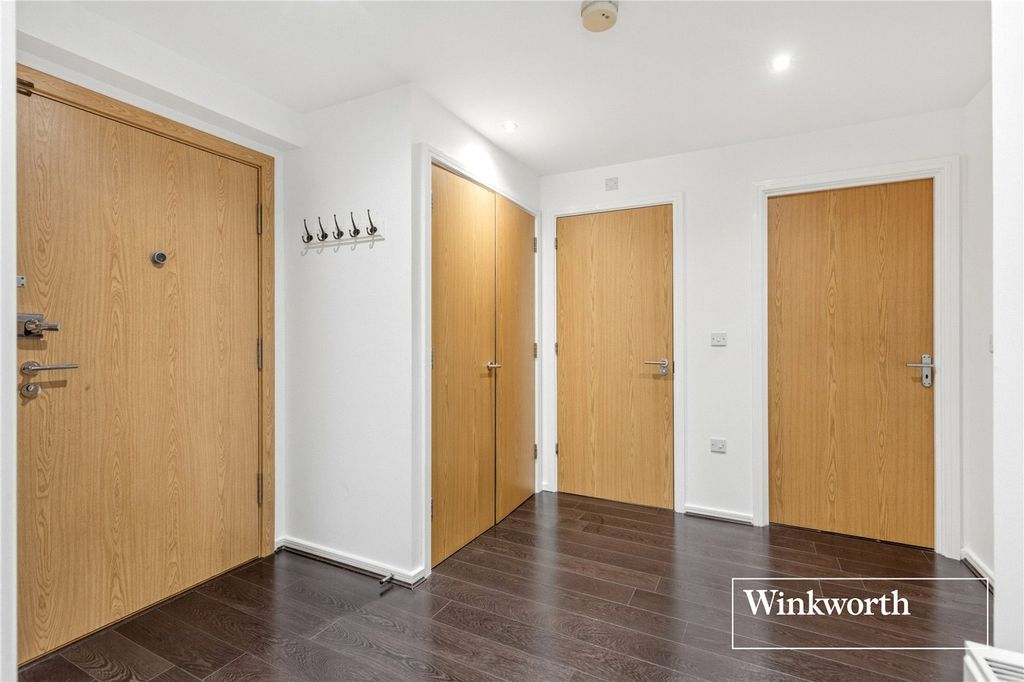 Property photo 3 of 16 Picture No. 22