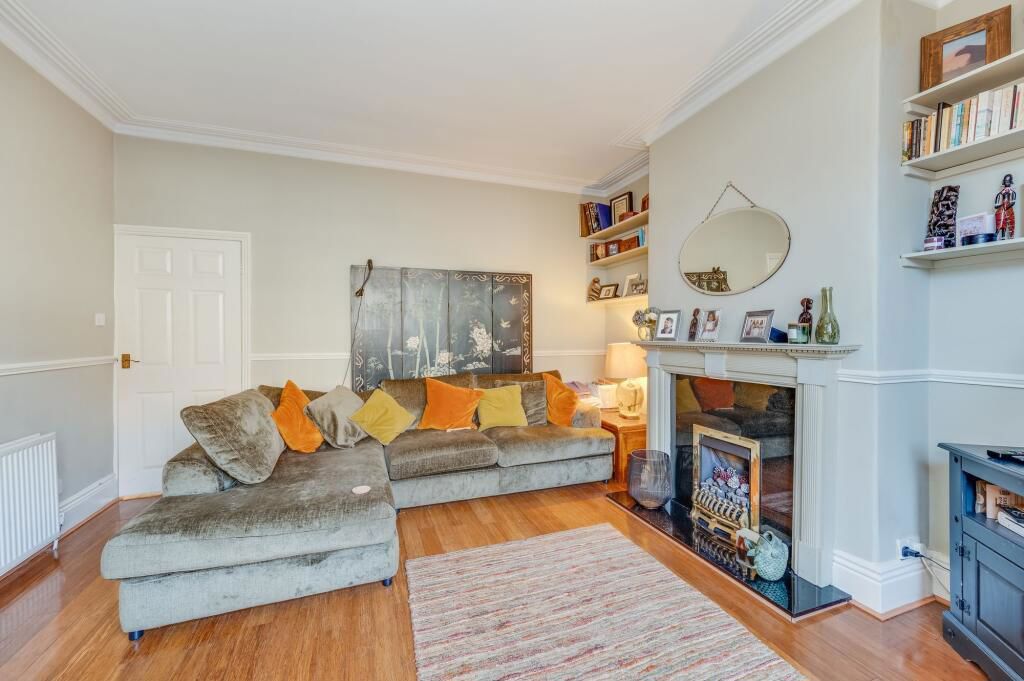 Property photo 2 of 18
