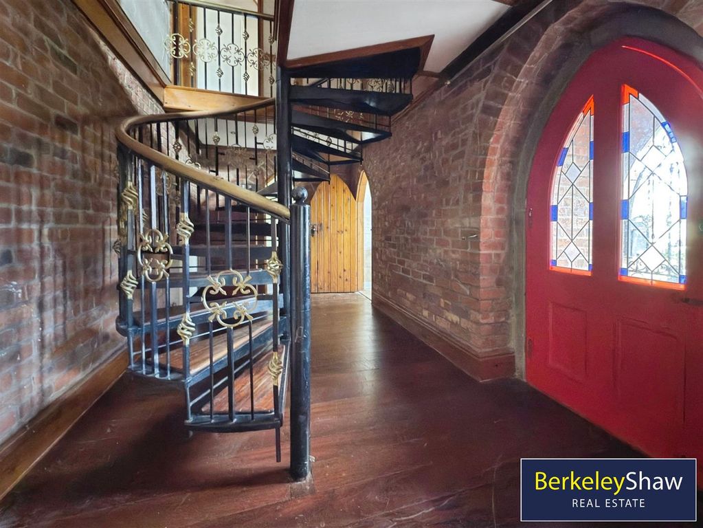 Property photo 2 of 23 Hall