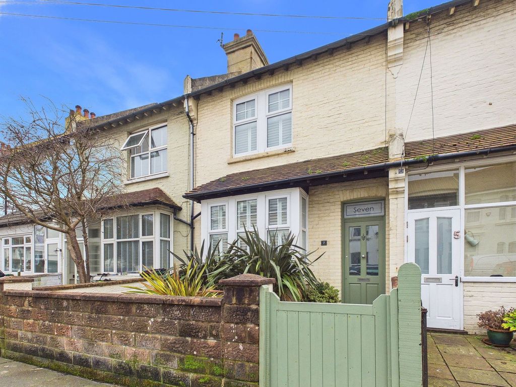 Property photo 1 of 27