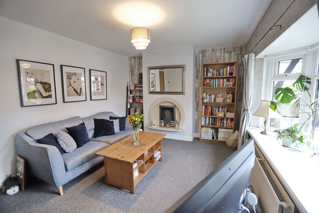 Property photo 3 of 18