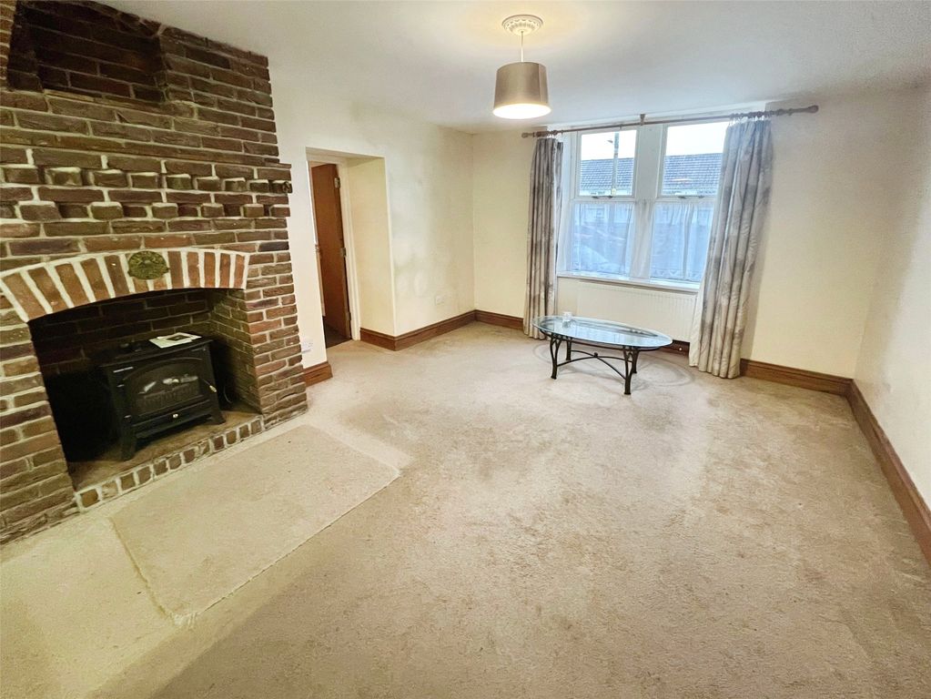 Property photo 3 of 13 Picture No. 12