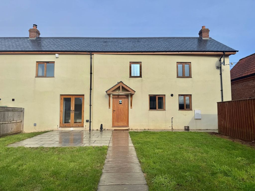 Property photo 1 of 26