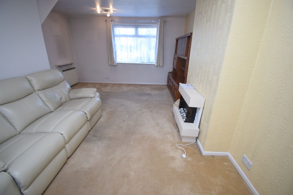Property photo 3 of 9 Living Room 2