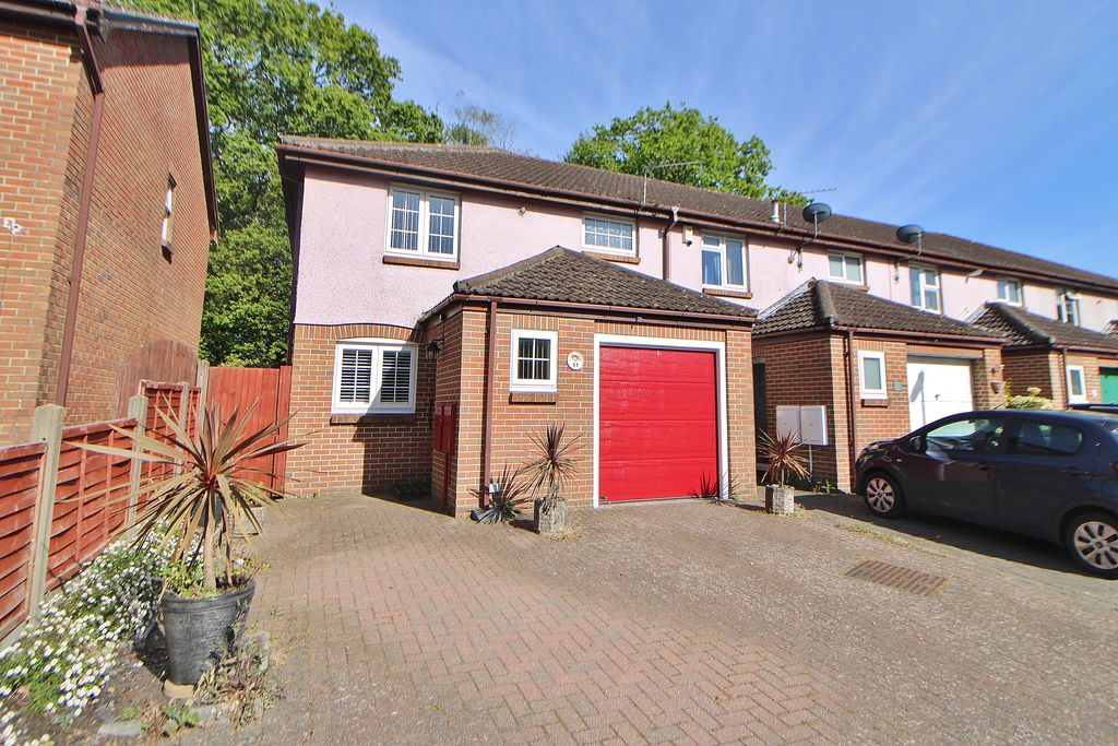 Property photo 1 of 9