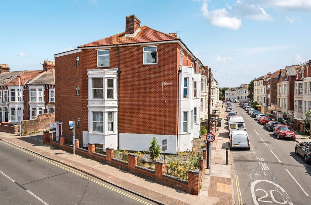 Property photo 1 of 13 1495576-24-6A58Df...