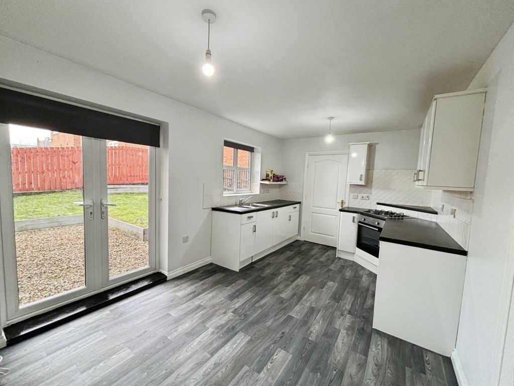 Property photo 2 of 20 Pbox-Img.Jpeg