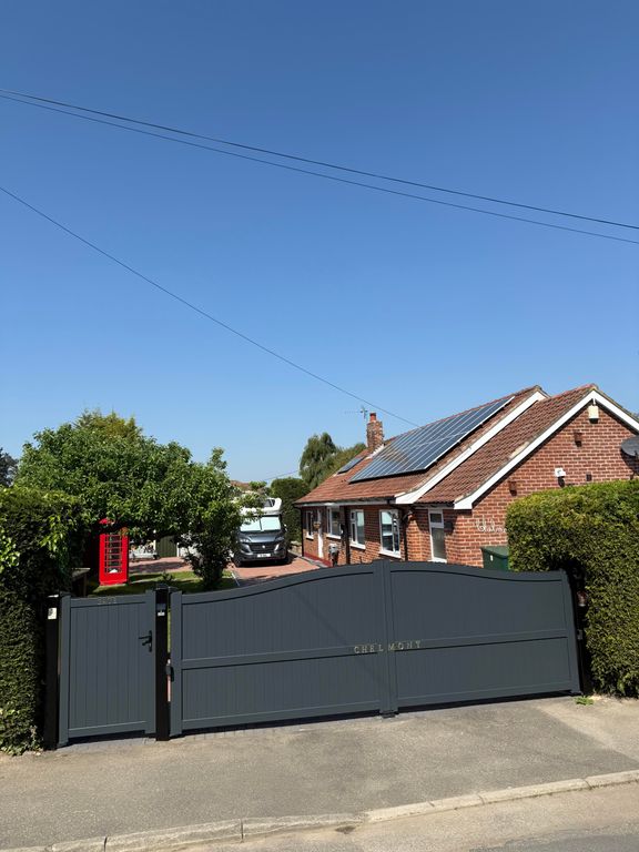 Property photo 2 of 46
