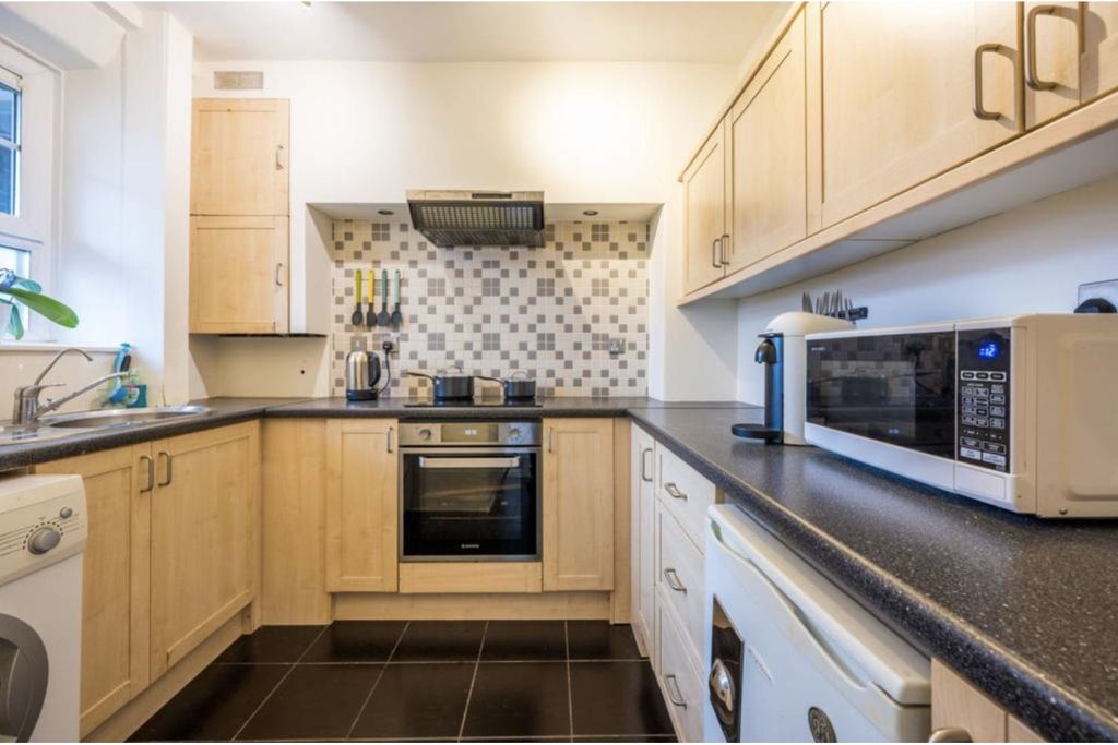 Property photo 3 of 13 Kitchen