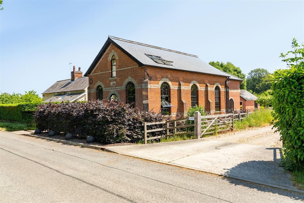 Property photo 1 of 21
