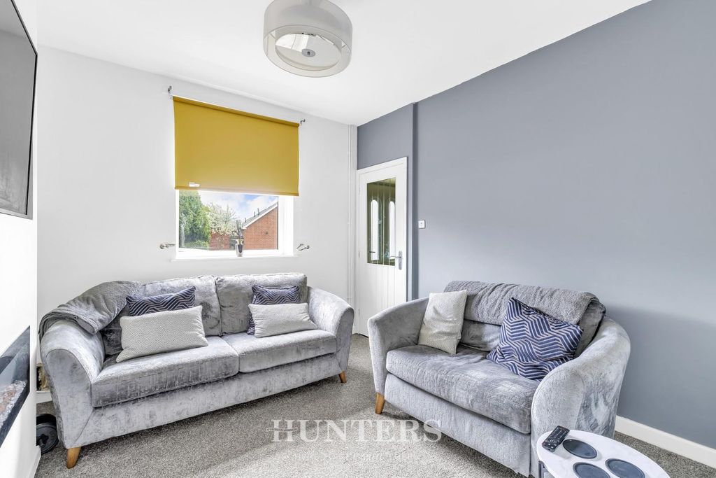 Property photo 2 of 19 Abbey Crescent (2).Jpg