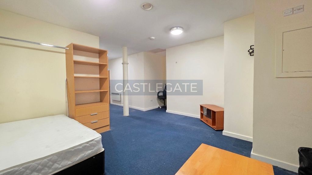 Property photo 3 of 8 Flat 26 Chancery Lane (4)