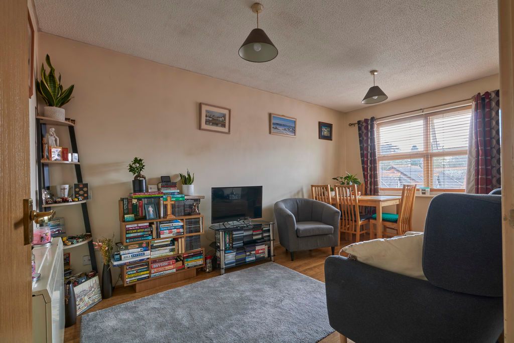 Property photo 2 of 9 Lounge Diner