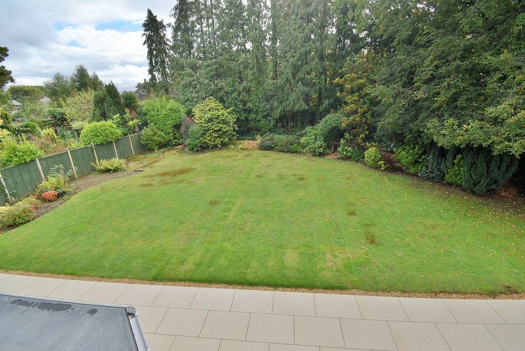 Property photo 3 of 29