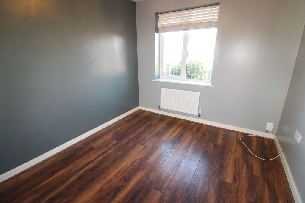 Property photo 2 of 12 Study