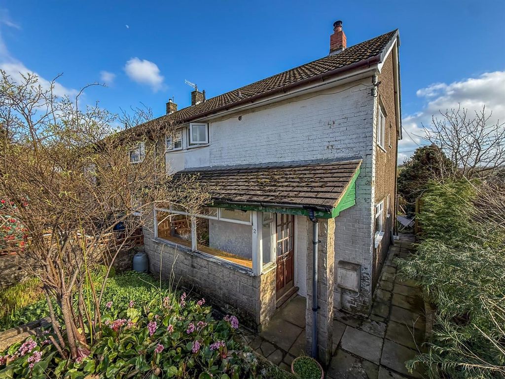 Property photo 1 of 19 Front