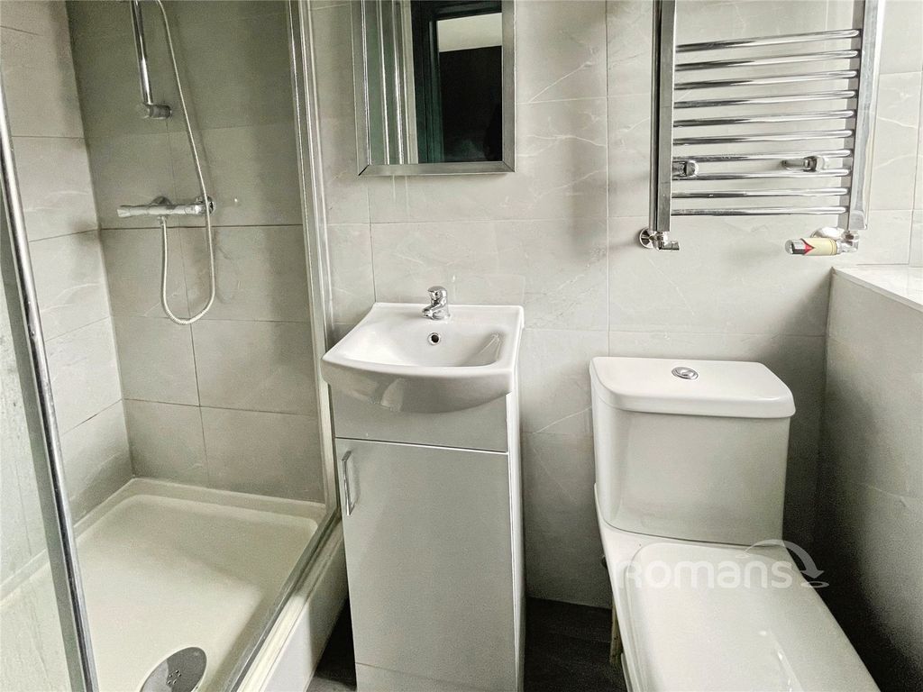 Property photo 3 of 5 Picture No. 05