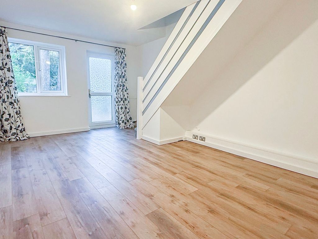 Property photo 3 of 8 Img_0360
