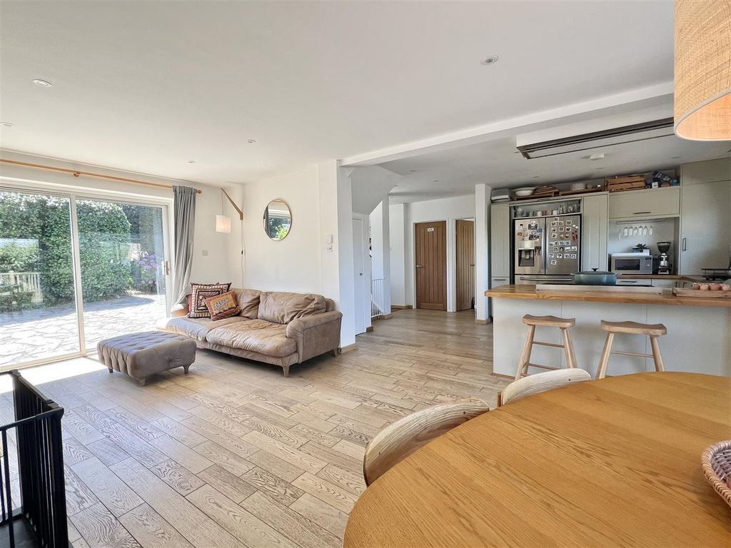 Property photo 3 of 26 Img_E0400.Jpg