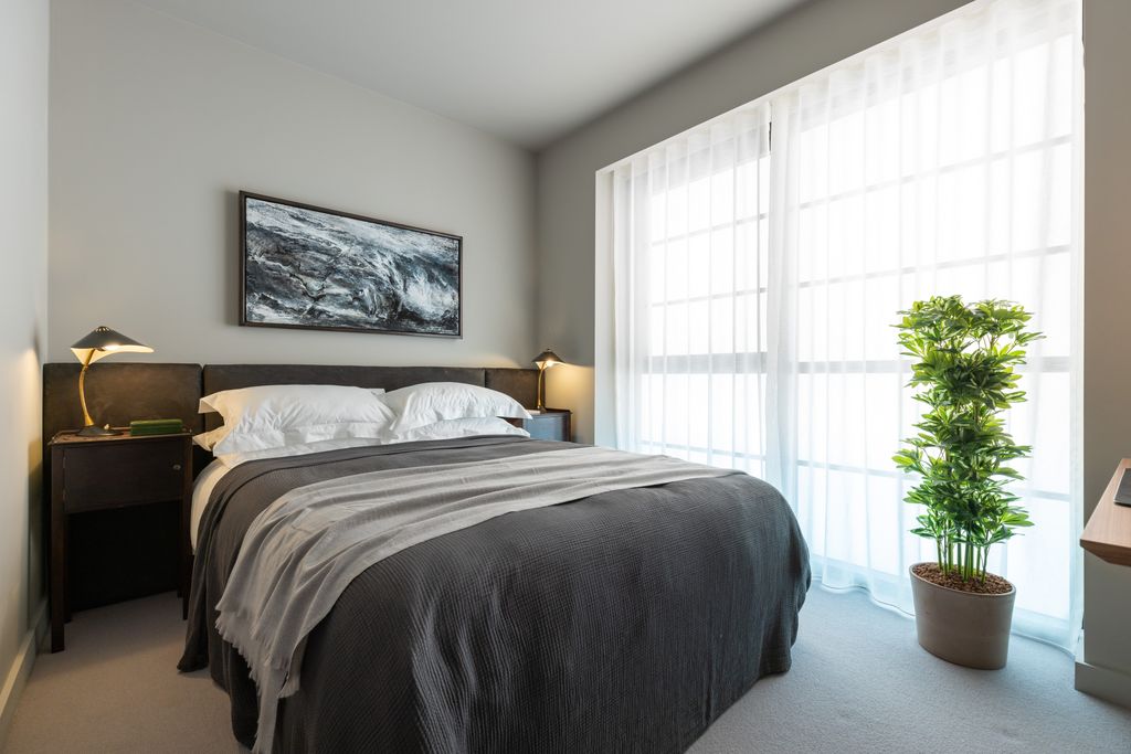 Property photo 3 of 15 2 Bedroom Show Apartment (6).Jpg