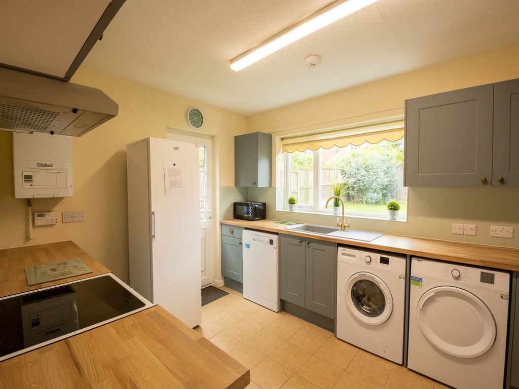 Property photo 3 of 14 71_Salisbury_Inventory_Images-7