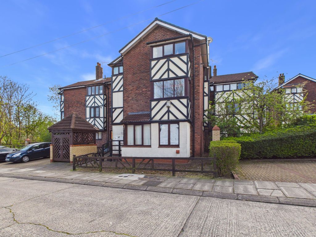 Property photo 1 of 10 External