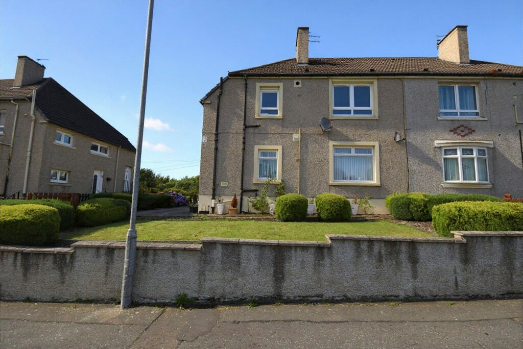 Property photo 2 of 20