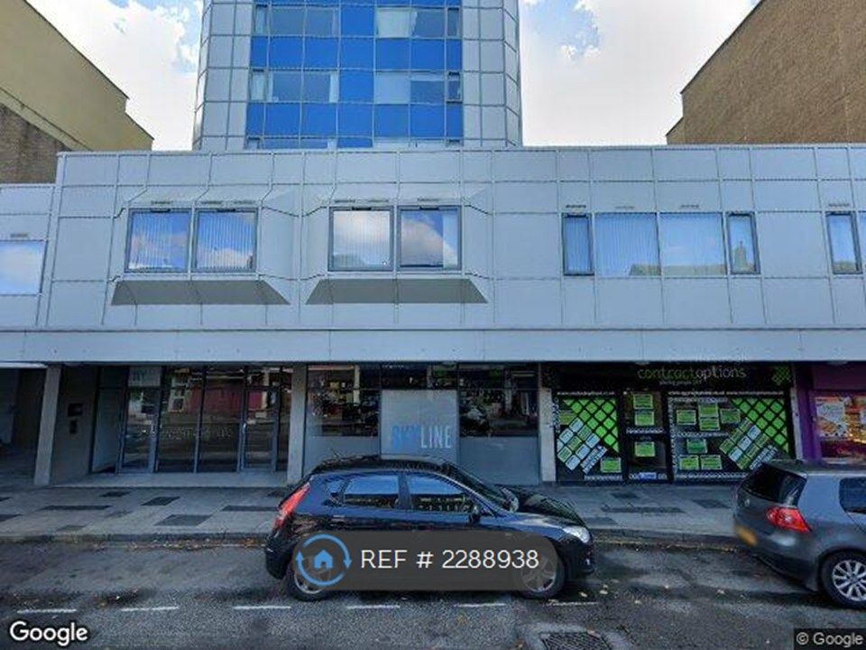 Property photo 2 of 12