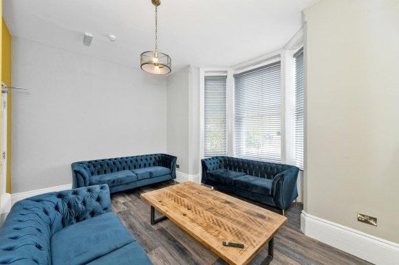 Property photo 2 of 19 9375755.Jpg