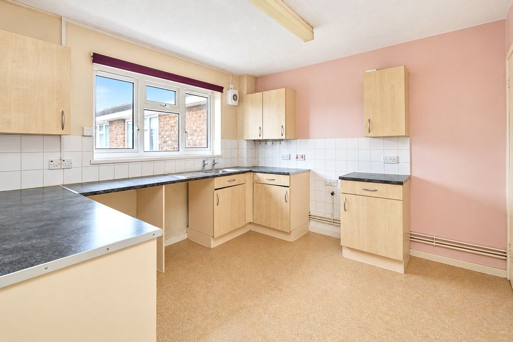 Property photo 2 of 6 Picture No. 02