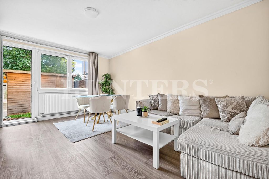 Property photo 2 of 18 17.Jpg