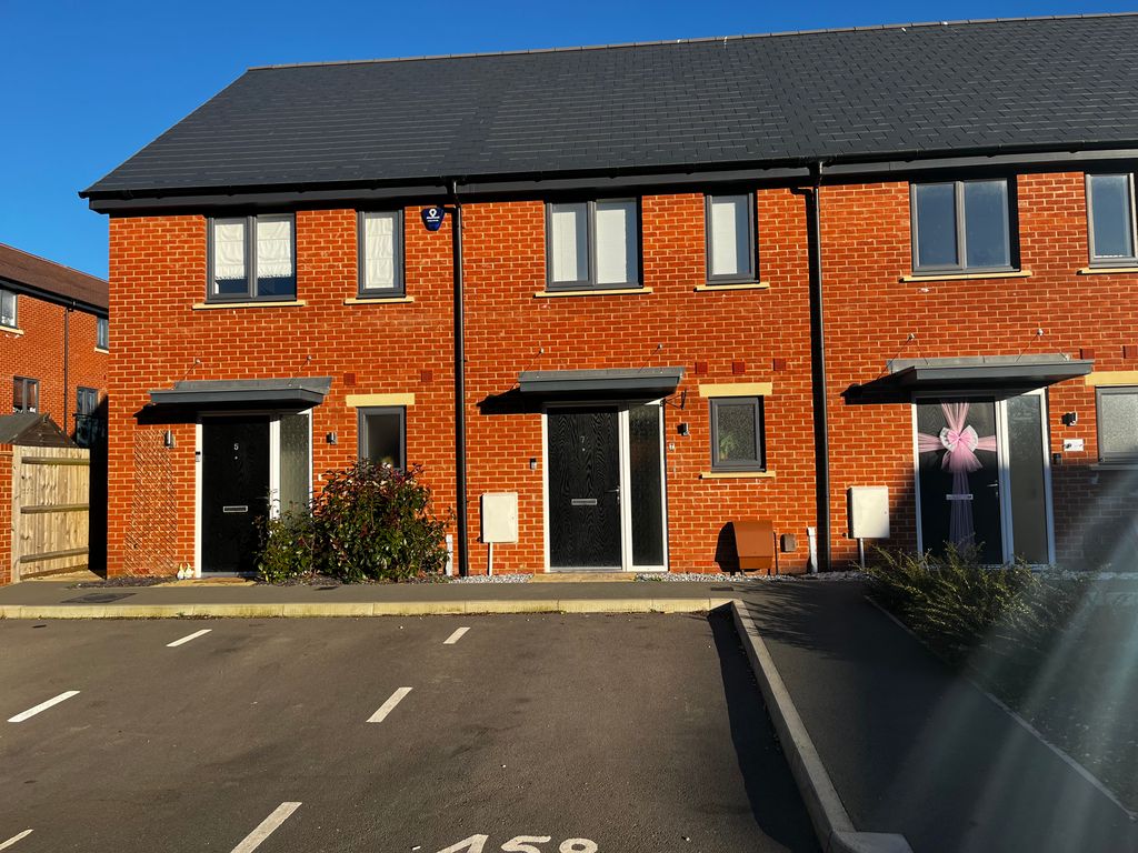 Property photo 2 of 19