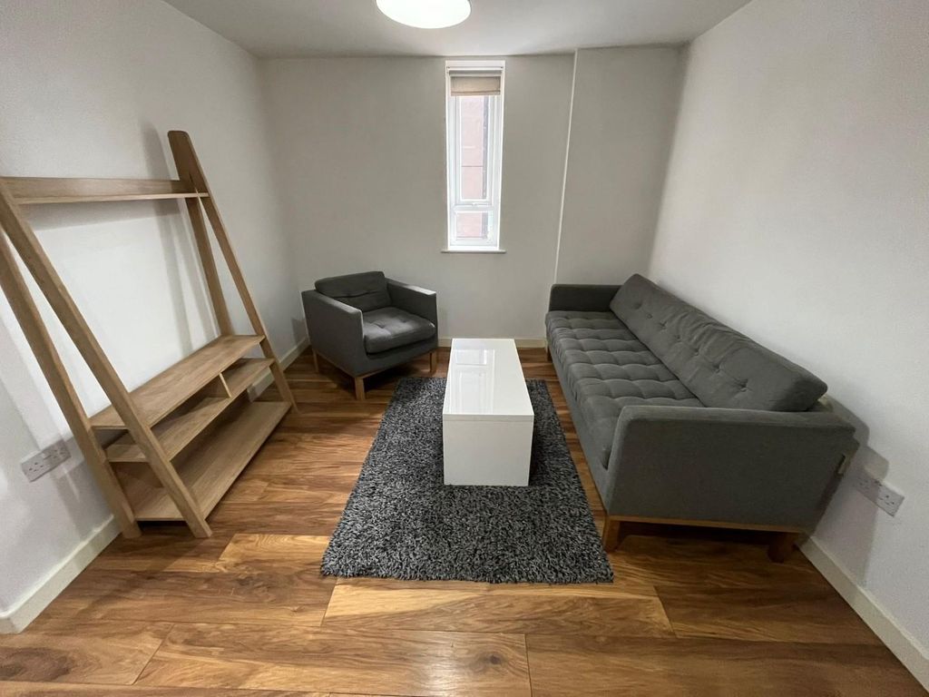 Property photo 2 of 10 Lounge