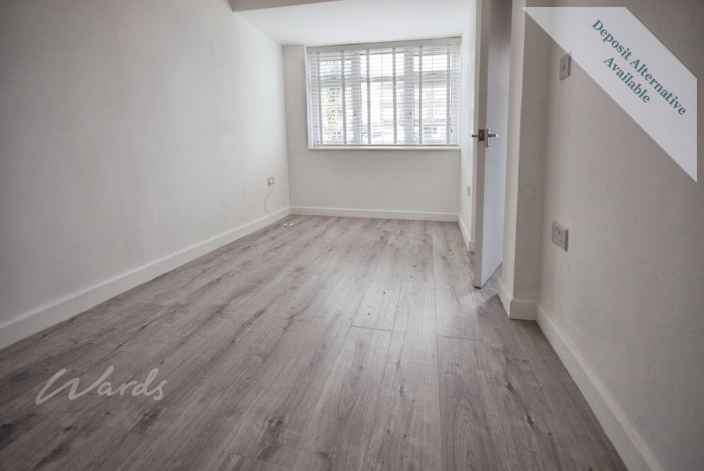 Property photo 3 of 7 Wheatcroft Lounge