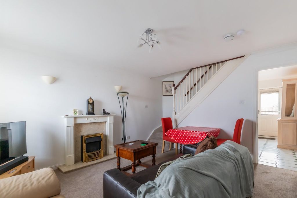 Property photo 2 of 10 69 (6 Of 10).Jpg