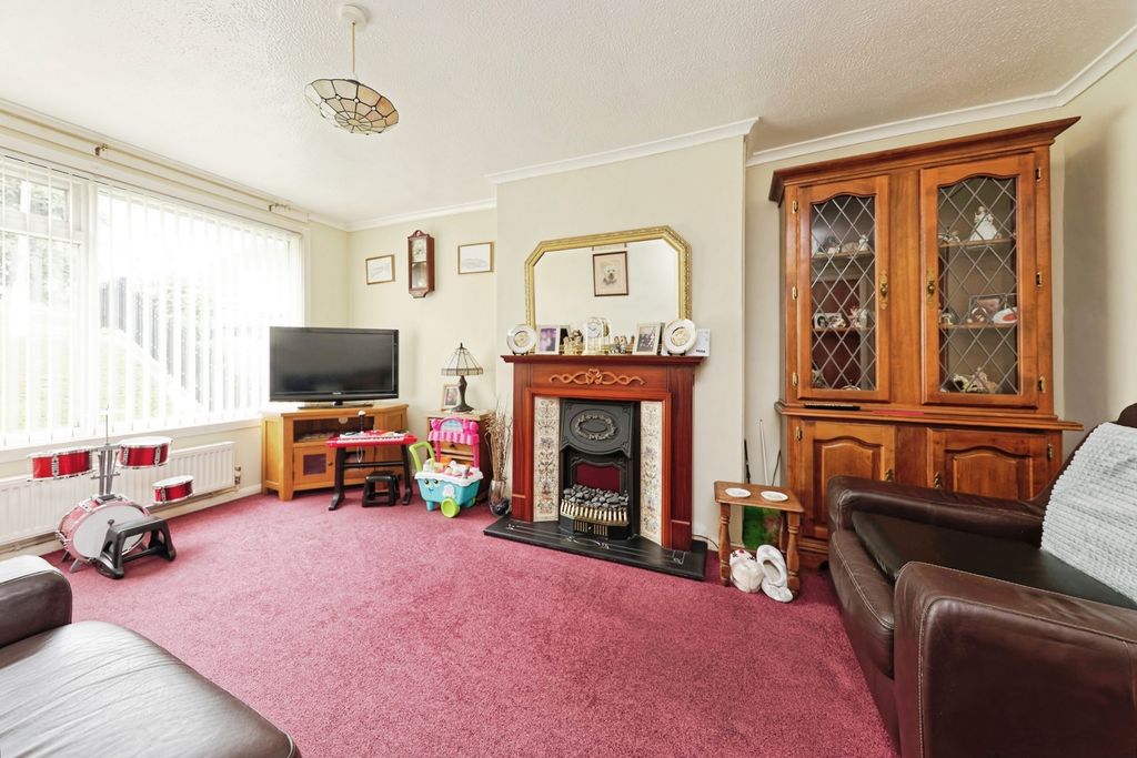 Property photo 2 of 16 Photo