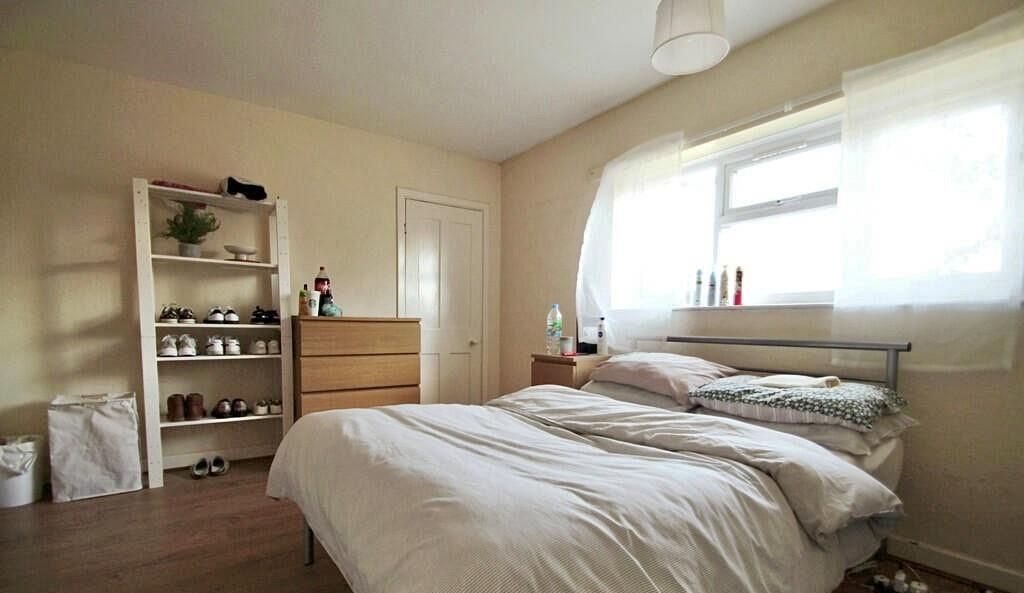 Property photo 3 of 10 Bedroom 2.1