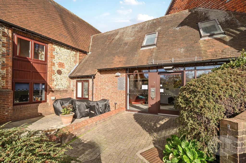 Additional image 14 of 1 bed flat for saleHylton Road, Petersfield, Hampshire GU32
