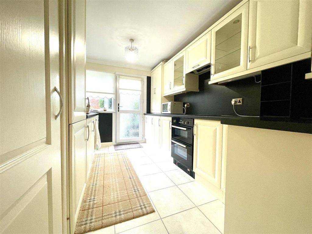 Property photo 3 of 17 Img_9773_1.Jpg