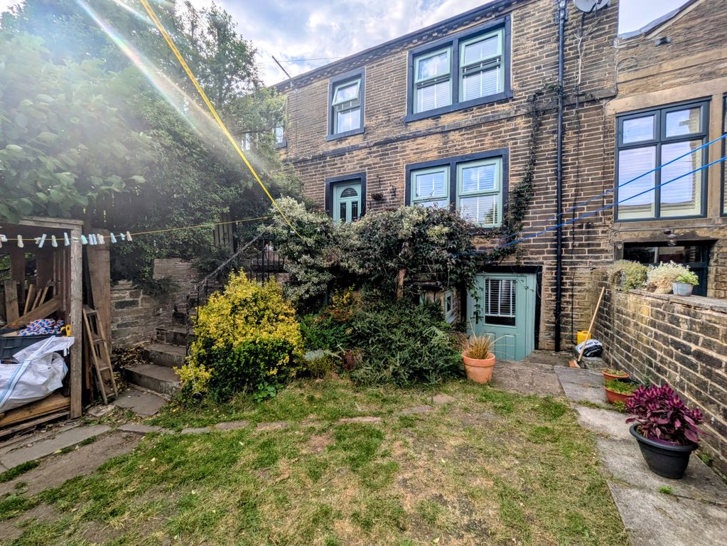 Property photo 2 of 25 1000017382