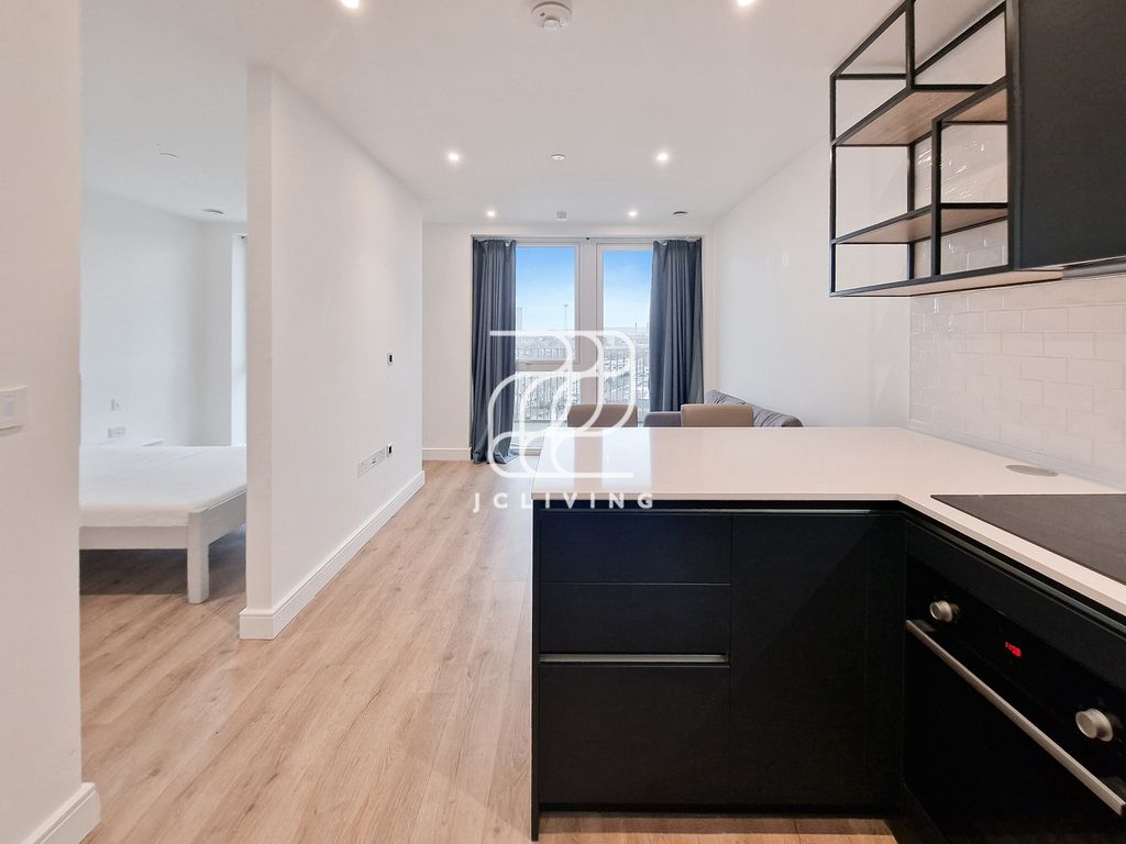 Property photo 3 of 14 Gallery