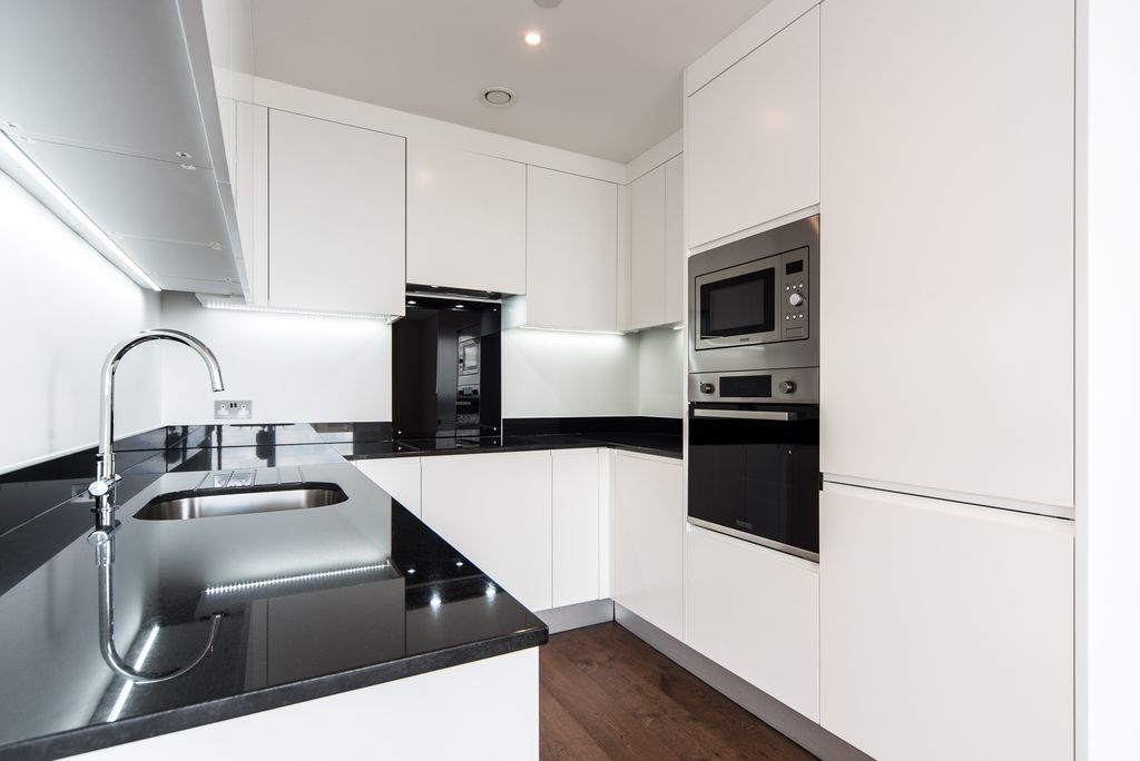 Property photo 3 of 9 Image-2