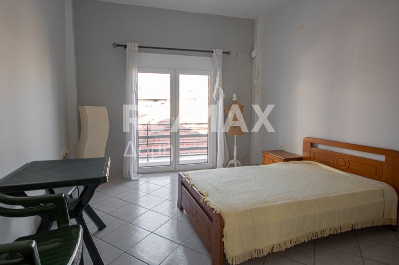 Property photo 3 of 39